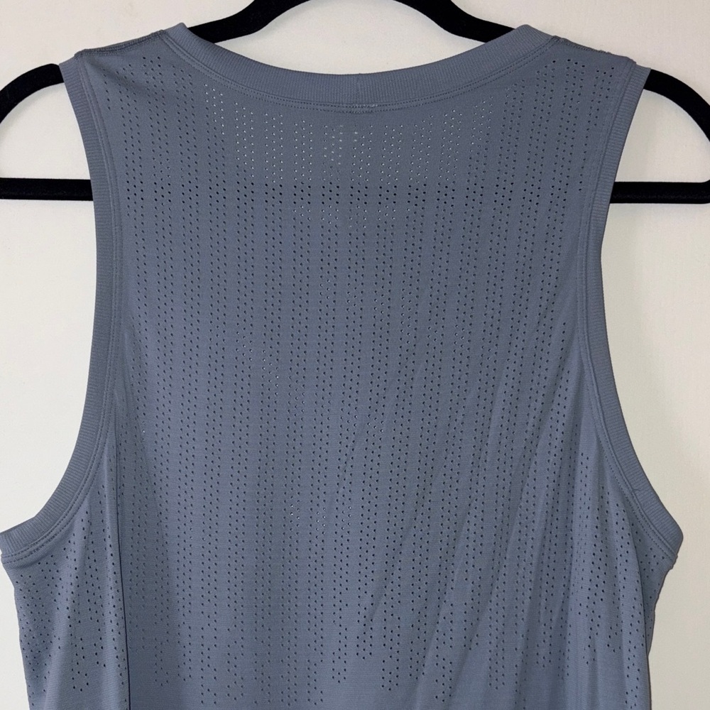 lululemon athletica Steel Blue Tank Top - Picture 6 of 8
